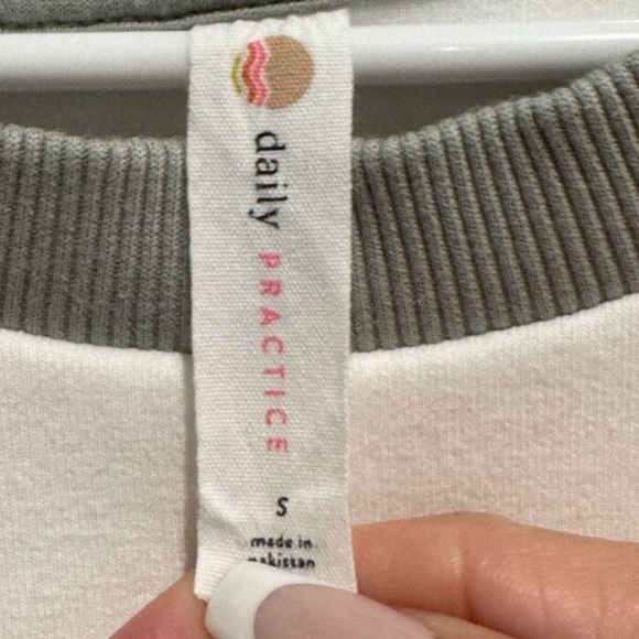 Anthropologie Daily Practice Sweatshirt Mini Dress White and Gray Size Small - Picture 5 of 9